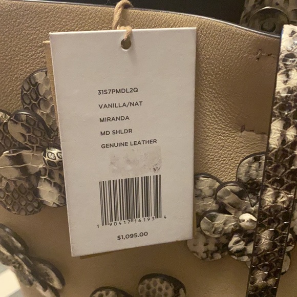 Authentic Michael Kors Miranda - Picture 7 of 7